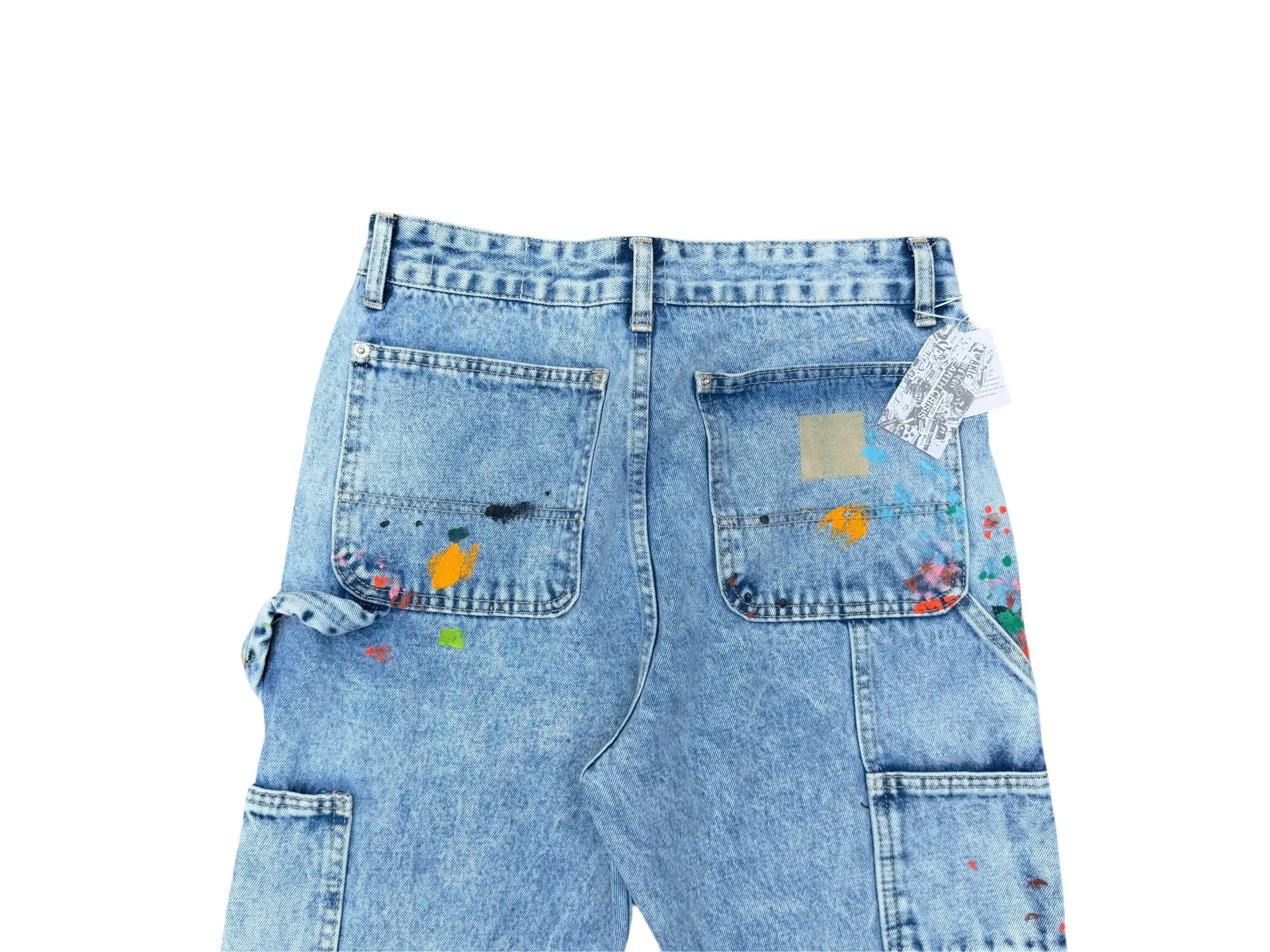 P250💰G94 GALLERY DEPT. Spliced ​​patches, ink-splashed denim bell-bottoms, washed distressed patchwork jeans, denim washing factory. During the process, the owner of the washing factory helped introduce a boss who once worked at Levi's OEM factory and then started his own business. This also paved the way for the following styles. Therefore, Levi's remodeled single product for the base plate is really familiar. Whether it is the fabrics supplied or the lathes used in production, there is nothing to choose from. -Color: blue -Number of codes: 28 30 32 34 36